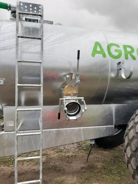 Agro-max New Agro-Max Barrel/ Beczkowóz wóz asenizacyjny 10000 l - صهريج السماد السائل: صورة 1 Agro-max New Agro-Max Barrel/ Beczkowóz wóz asenizacyjny 10000 l - صهريج السماد السائل: صورة 1