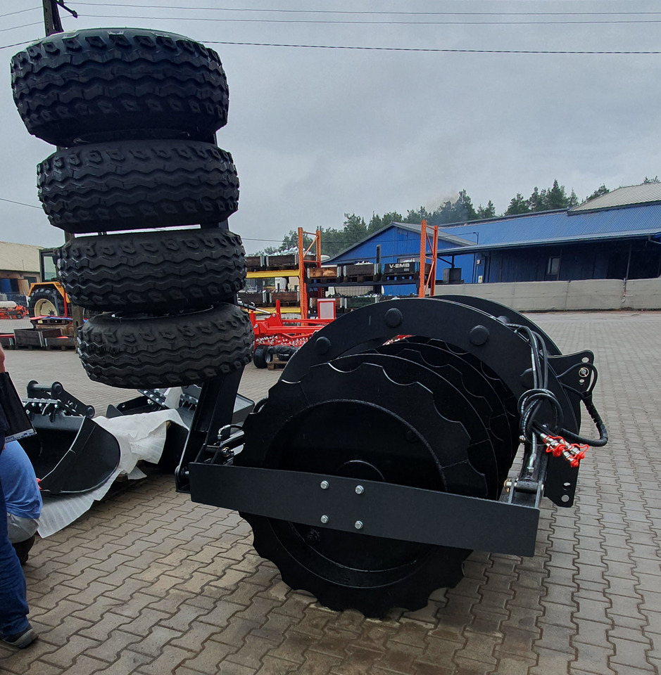 METAL-TECHNIK Wał Pryzmowy MT2 z dociskiem - مدحلة زراعية: صورة 5 METAL-TECHNIK Wał Pryzmowy MT2 z dociskiem - مدحلة زراعية: صورة 5