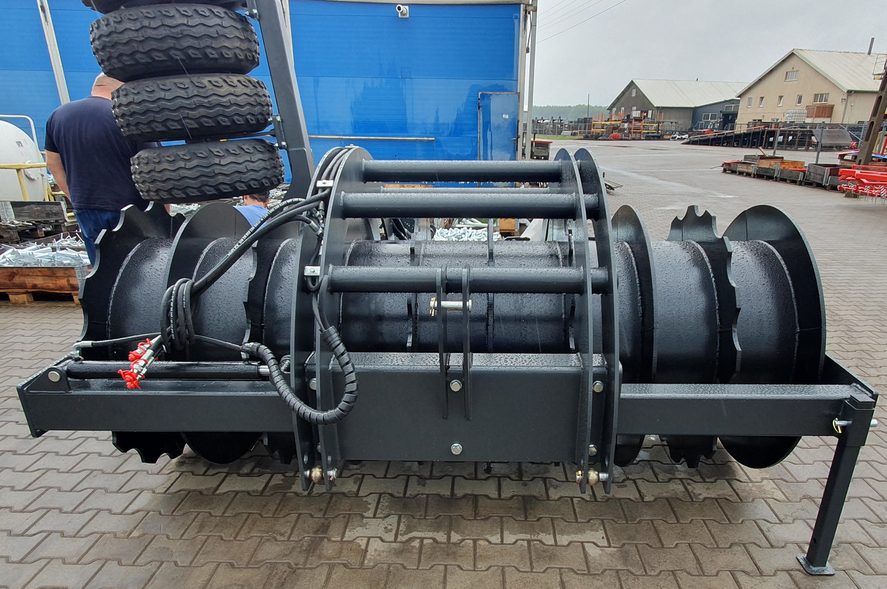METAL-TECHNIK Wał Pryzmowy MT2 z dociskiem - مدحلة زراعية: صورة 3 METAL-TECHNIK Wał Pryzmowy MT2 z dociskiem - مدحلة زراعية: صورة 3