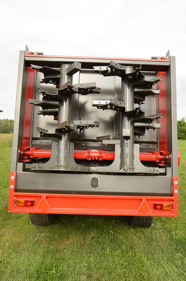 Roltrans N250/4 JAMNIK - ناثرة السماد الحيواني: صورة 3 Roltrans N250/4 JAMNIK - ناثرة السماد الحيواني: صورة 3