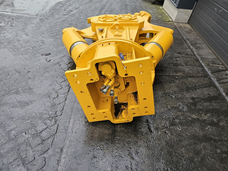 Epiroc atlas copco kruppcc3000 crusher atlas copco cc epiroc - مقصات الهدم: صورة 5 Epiroc atlas copco kruppcc3000 crusher atlas copco cc epiroc - مقصات الهدم: صورة 5
