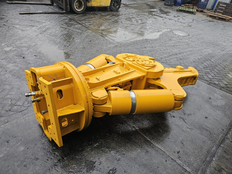 Epiroc atlas copco kruppcc3000 crusher atlas copco cc epiroc - مقصات الهدم: صورة 4 Epiroc atlas copco kruppcc3000 crusher atlas copco cc epiroc - مقصات الهدم: صورة 4