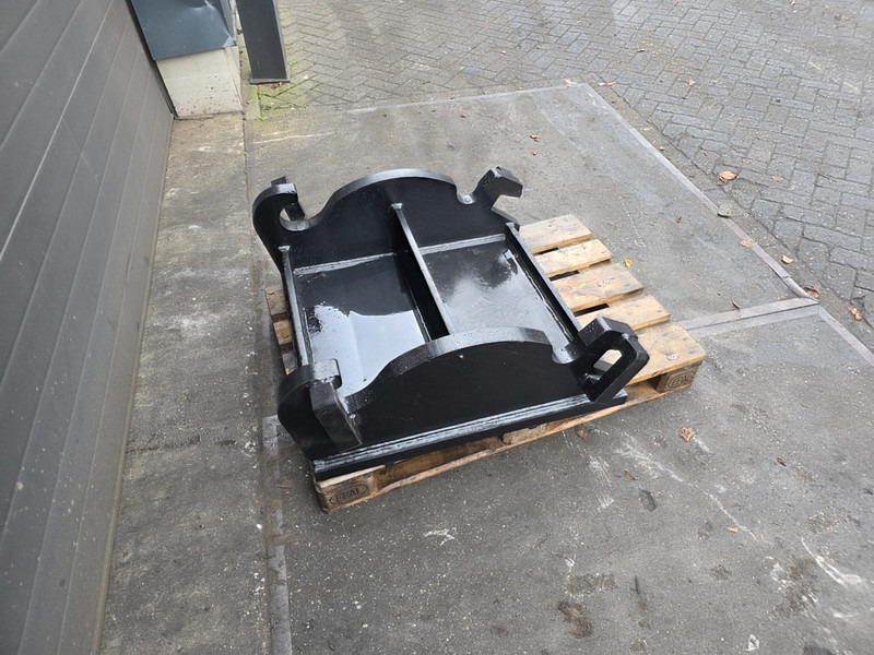 Kopplaat cw45 breedt adaptor plate verachtert cw 45 - قارنة التوصيل السريعة - آلات الإنشاء: صورة 3 Kopplaat cw45 breedt adaptor plate verachtert cw 45 - قارنة التوصيل السريعة - آلات الإنشاء: صورة 3