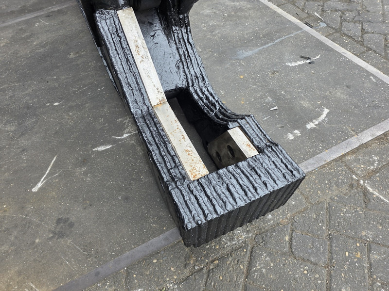 Mantovanibenne sh300 genesis scrap shear waste shear genesis labounty - مقصات الهدم - آلات الإنشاء: صورة 5 Mantovanibenne sh300 genesis scrap shear waste shear genesis labounty - مقصات الهدم - آلات الإنشاء: صورة 5