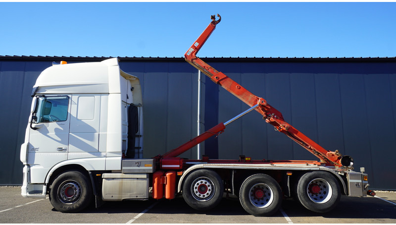 DAF XF460 8X2 HOOKARM SYSTEM TRUCK - شاحنة برافعة خطافية: صورة 1 DAF XF460 8X2 HOOKARM SYSTEM TRUCK - شاحنة برافعة خطافية: صورة 1