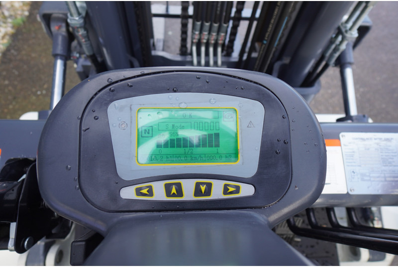 Eurotrac FE 30 ECO ELECTRIC FORKLIFT - آلات الإنشاء: صورة 5 Eurotrac FE 30 ECO ELECTRIC FORKLIFT - آلات الإنشاء: صورة 5
