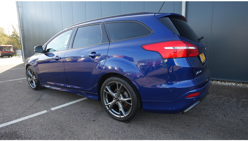 تأجير Ford Focus WAGON 1.5TDCI ST-Line Ford Focus WAGON 1.5TDCI ST-Line: صورة 10 تأجير Ford Focus WAGON 1.5TDCI ST-Line Ford Focus WAGON 1.5TDCI ST-Line: صورة 10