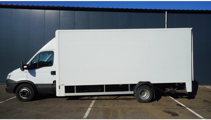 Iveco DAILY 70C17 CLOSED BOX 185.500KM - شاحنة صندوقية: صورة 1 Iveco DAILY 70C17 CLOSED BOX 185.500KM - شاحنة صندوقية: صورة 1