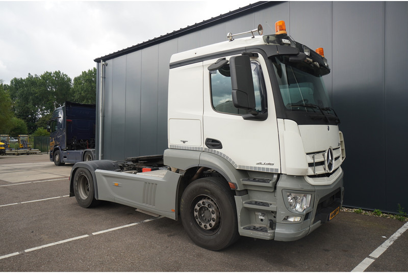 Mercedes-Benz ACTROS 2036 ADR 663.000KM - مقطورة السحب: صورة 4 Mercedes-Benz ACTROS 2036 ADR 663.000KM - مقطورة السحب: صورة 4