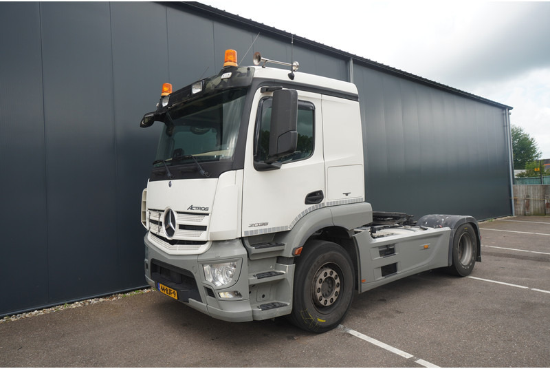 Mercedes-Benz ACTROS 2036 ADR 663.000KM - مقطورة السحب: صورة 3 Mercedes-Benz ACTROS 2036 ADR 663.000KM - مقطورة السحب: صورة 3