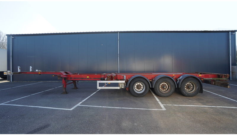 Renders 3 AXLE EXTENDABLE CONTAINER TRANSPORT TRAILER - ناقل حاوية/ نصف مقطورة بحاوية: صورة 1 Renders 3 AXLE EXTENDABLE CONTAINER TRANSPORT TRAILER - ناقل حاوية/ نصف مقطورة بحاوية: صورة 1