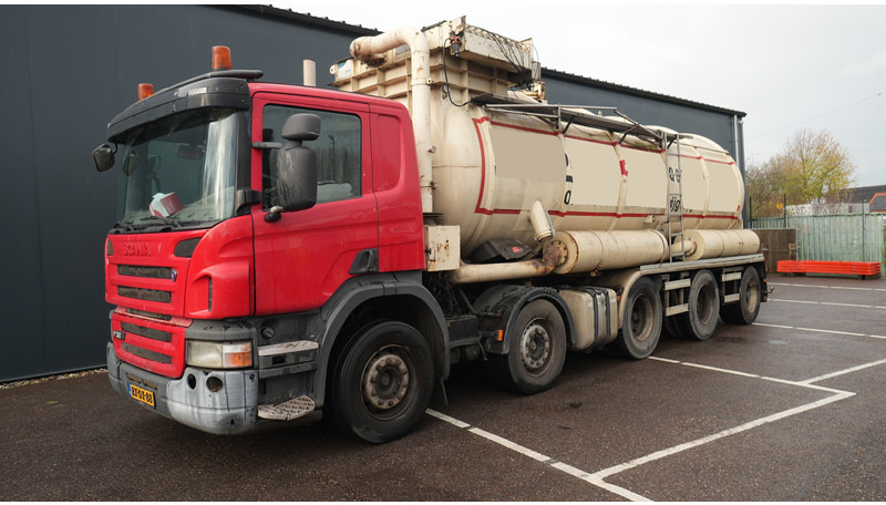 Scania P 380 10X4 BLOW AND SUCK TRUCK 522.000 - شاحنة صهريج: صورة 3 Scania P 380 10X4 BLOW AND SUCK TRUCK 522.000 - شاحنة صهريج: صورة 3