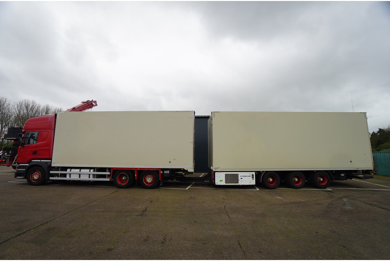 Scania R 580 V8 6X2 FRIGO RETARDER IN COMBI WITH BURG TRAILER - شاحنة ذات مبرد: صورة 1 Scania R 580 V8 6X2 FRIGO RETARDER IN COMBI WITH BURG TRAILER - شاحنة ذات مبرد: صورة 1