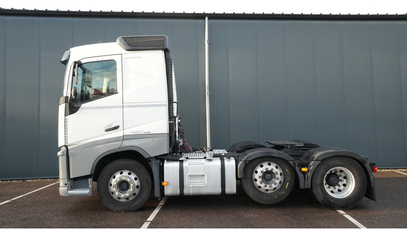 Volvo FH 420 6X2 ADR 881.000KM - رأس تريلا: صورة 1 Volvo FH 420 6X2 ADR 881.000KM - رأس تريلا: صورة 1