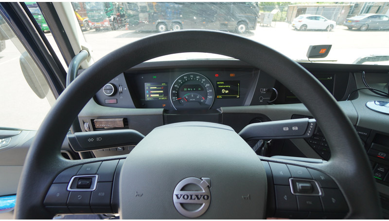 Volvo FH 460 6X2 COMBI WALKING FLOOR COMBI WITH STOKOTA TRAILER - شاحنة: صورة 5 Volvo FH 460 6X2 COMBI WALKING FLOOR COMBI WITH STOKOTA TRAILER - شاحنة: صورة 5
