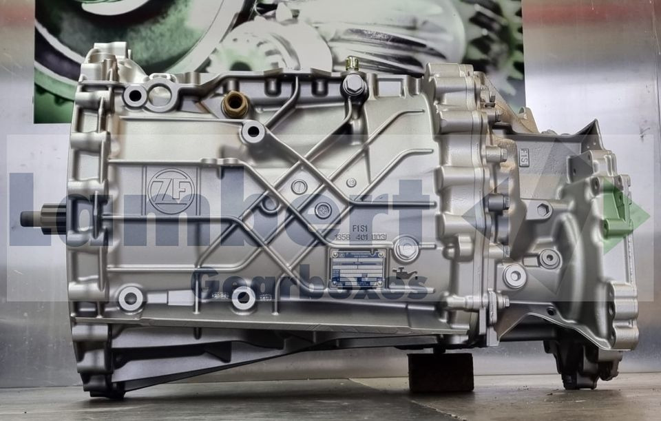 صندوق التروس - شاحنة Getriebe 12TX2420 TraXon ZF / MAN DAF IVECO / generalüberholt: صورة 1