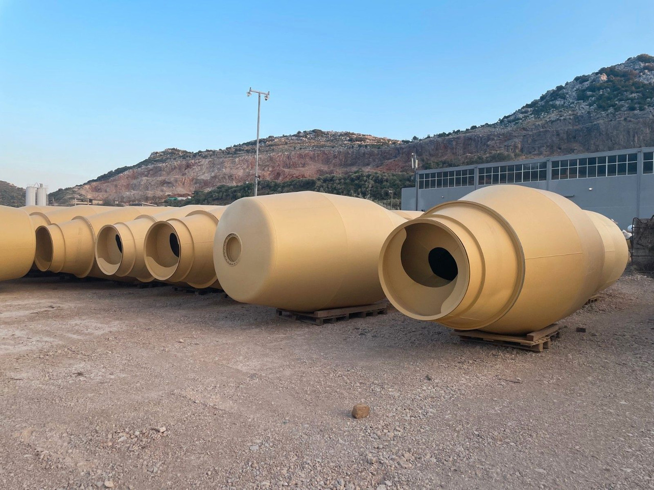 EUROMIX MTP - Trommeln von 4m³ bis 15m³ - شاحنة خلاطة خرسانة: صورة 2 EUROMIX MTP - Trommeln von 4m³ bis 15m³ - شاحنة خلاطة خرسانة: صورة 2