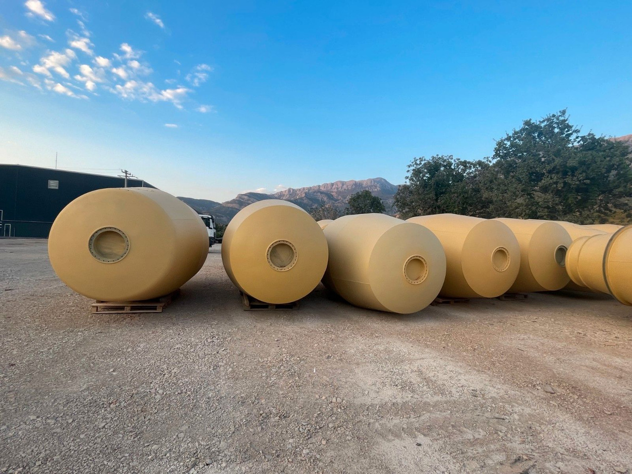 EUROMIX MTP - Trommeln von 4m³ bis 15m³ - شاحنة خلاطة خرسانة: صورة 3 EUROMIX MTP - Trommeln von 4m³ bis 15m³ - شاحنة خلاطة خرسانة: صورة 3