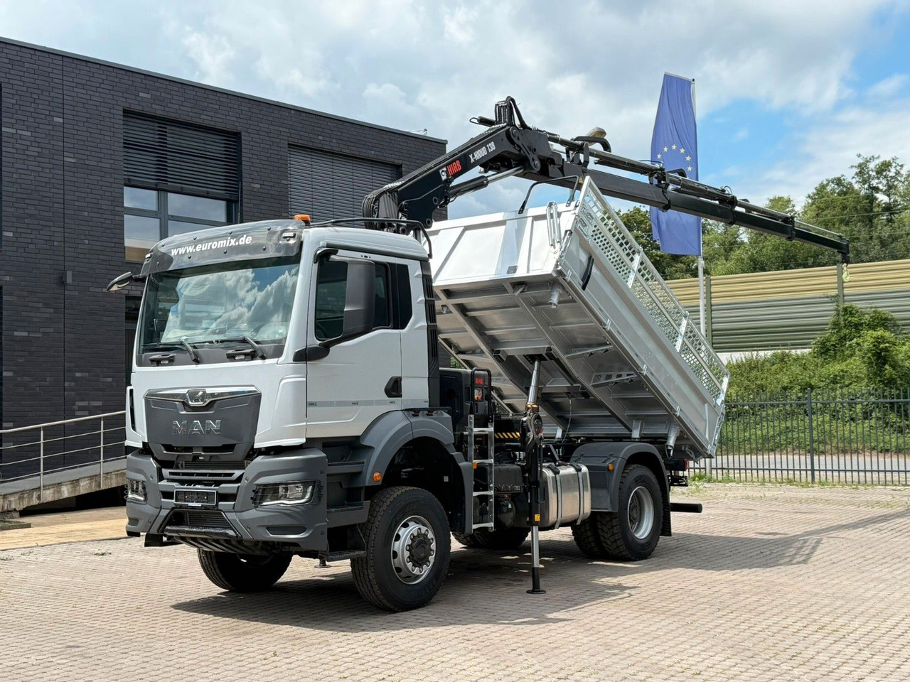 MAN TGS 18.400 TG3 4x4 Euro6e Hiab X-HiDuo 138DS-4 - شاحنة قلاب, شاحنة كرين: صورة 2 MAN TGS 18.400 TG3 4x4 Euro6e Hiab X-HiDuo 138DS-4 - شاحنة قلاب, شاحنة كرين: صورة 2