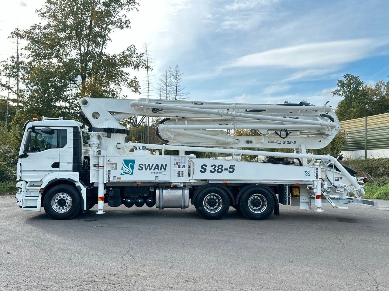 MAN TGS 26.510 6x4 SWAN TSP 38-5 160RZ ( 38m ) - شاحنة خلاطة خرسانة: صورة 3 MAN TGS 26.510 6x4 SWAN TSP 38-5 160RZ ( 38m ) - شاحنة خلاطة خرسانة: صورة 3