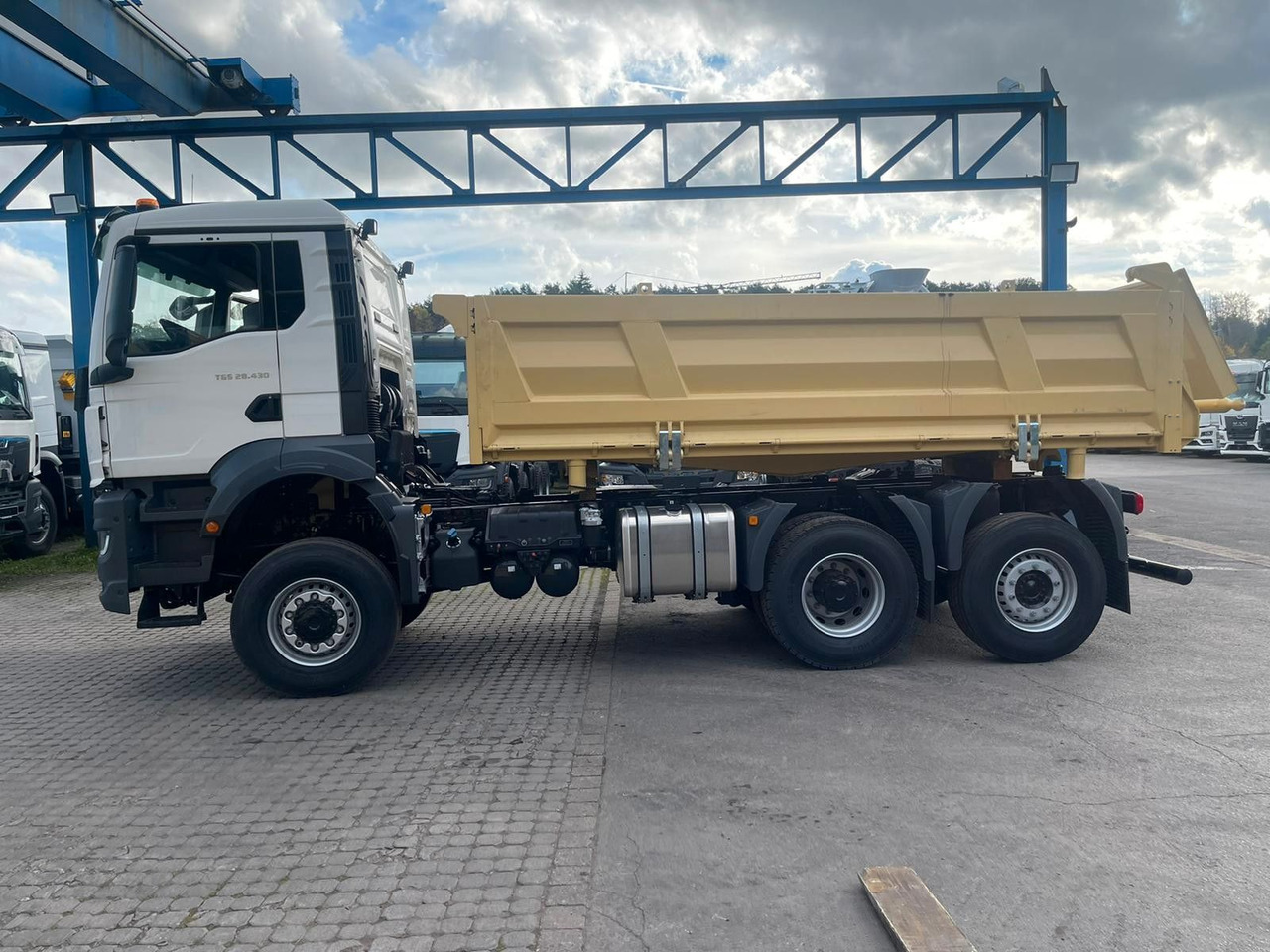 MAN TGS 28.440 6x4-4 / 3-Seiten- Kipper EuromixMTP - شاحنة قلاب: صورة 2 MAN TGS 28.440 6x4-4 / 3-Seiten- Kipper EuromixMTP - شاحنة قلاب: صورة 2