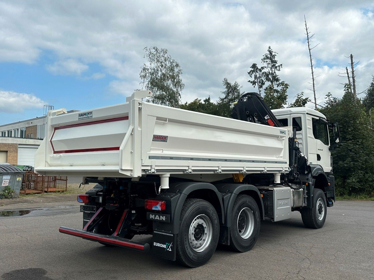 MAN TGS 28.440 6x4-4/3-Seiten- Kipper / Hiab 138-3 - شاحنة قلاب, شاحنة كرين: صورة 5 MAN TGS 28.440 6x4-4/3-Seiten- Kipper / Hiab 138-3 - شاحنة قلاب, شاحنة كرين: صورة 5