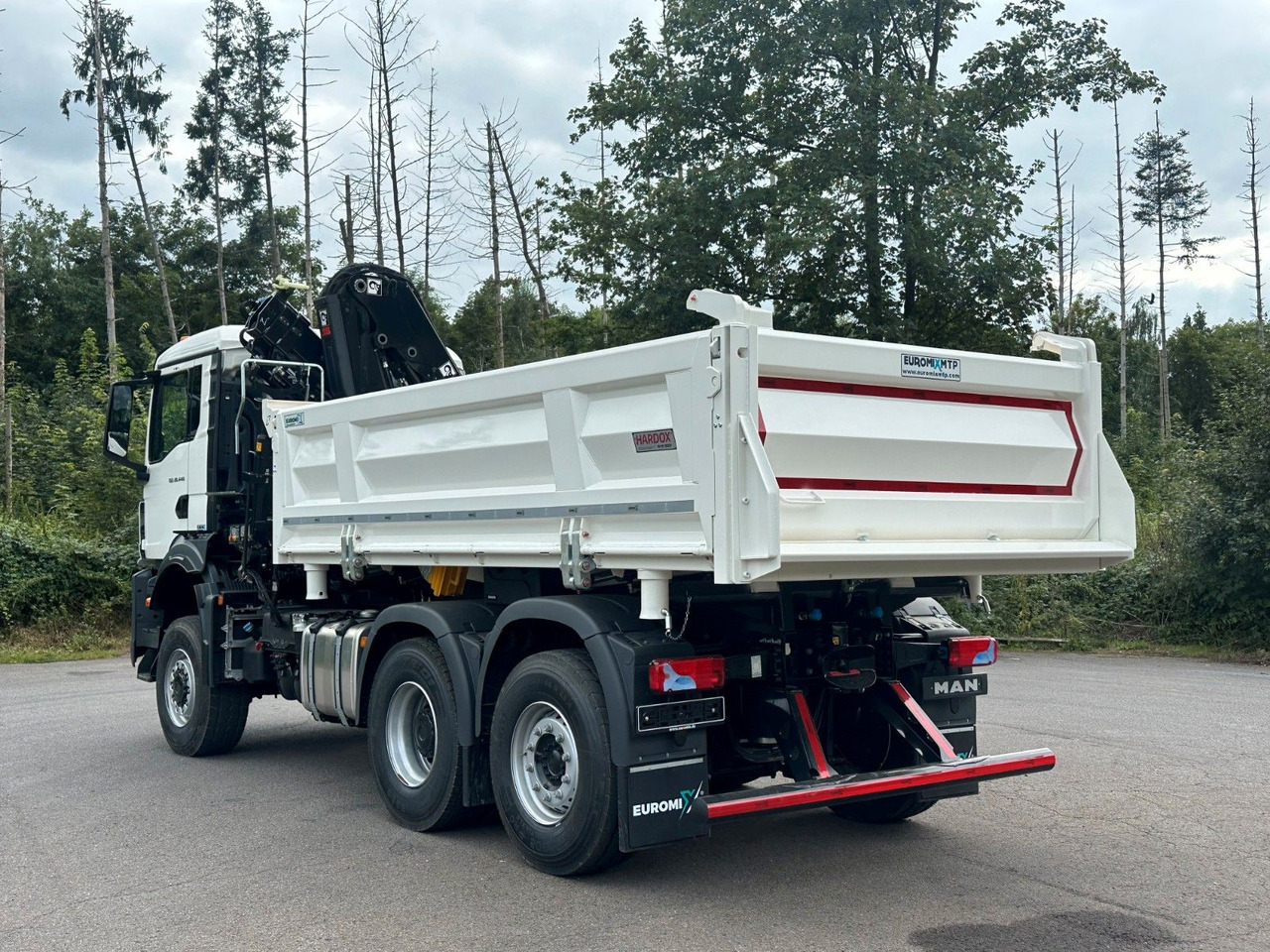 MAN TGS 28.440 6x4-4/3-Seiten- Kipper / Hiab 138-3 - شاحنة قلاب, شاحنة كرين: صورة 5 MAN TGS 28.440 6x4-4/3-Seiten- Kipper / Hiab 138-3 - شاحنة قلاب, شاحنة كرين: صورة 5