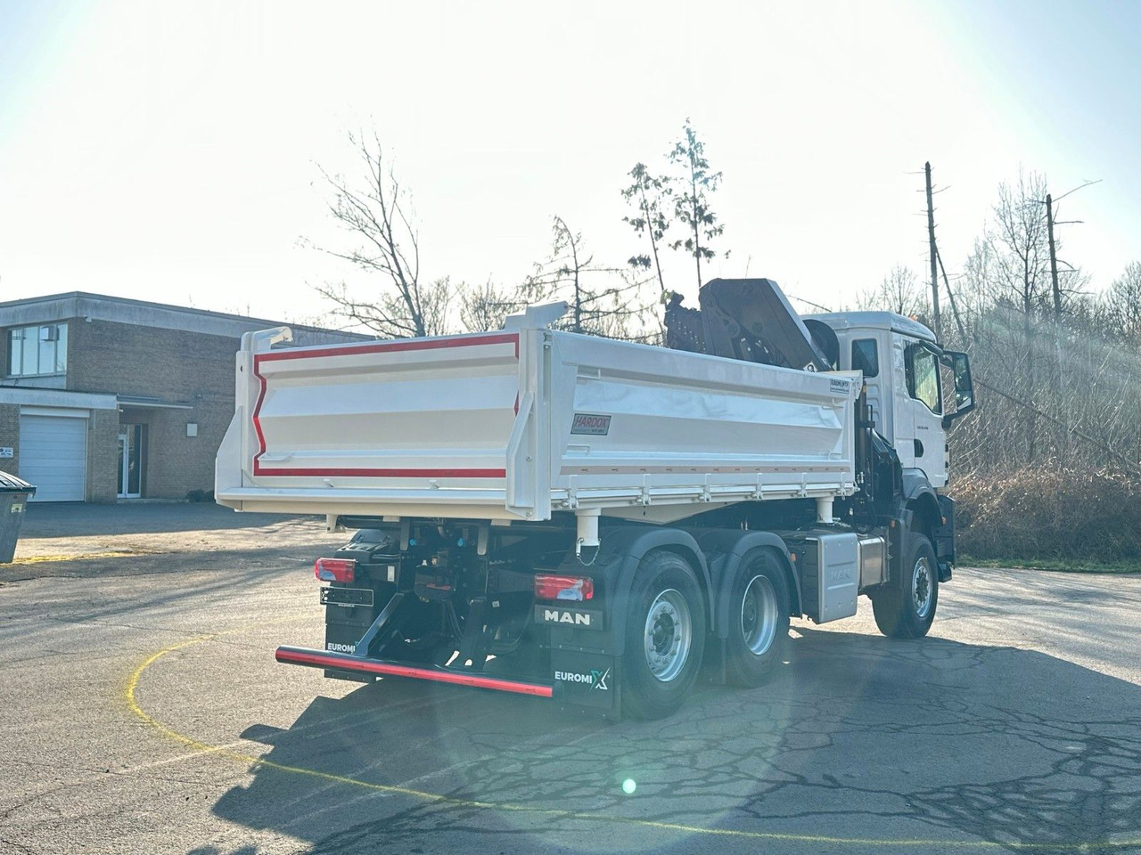 MAN TGS 28.440 6x4-4/3-Seiten- Kipper / Hiab 228-6 - شاحنة قلاب, شاحنة كرين: صورة 4 MAN TGS 28.440 6x4-4/3-Seiten- Kipper / Hiab 228-6 - شاحنة قلاب, شاحنة كرين: صورة 4