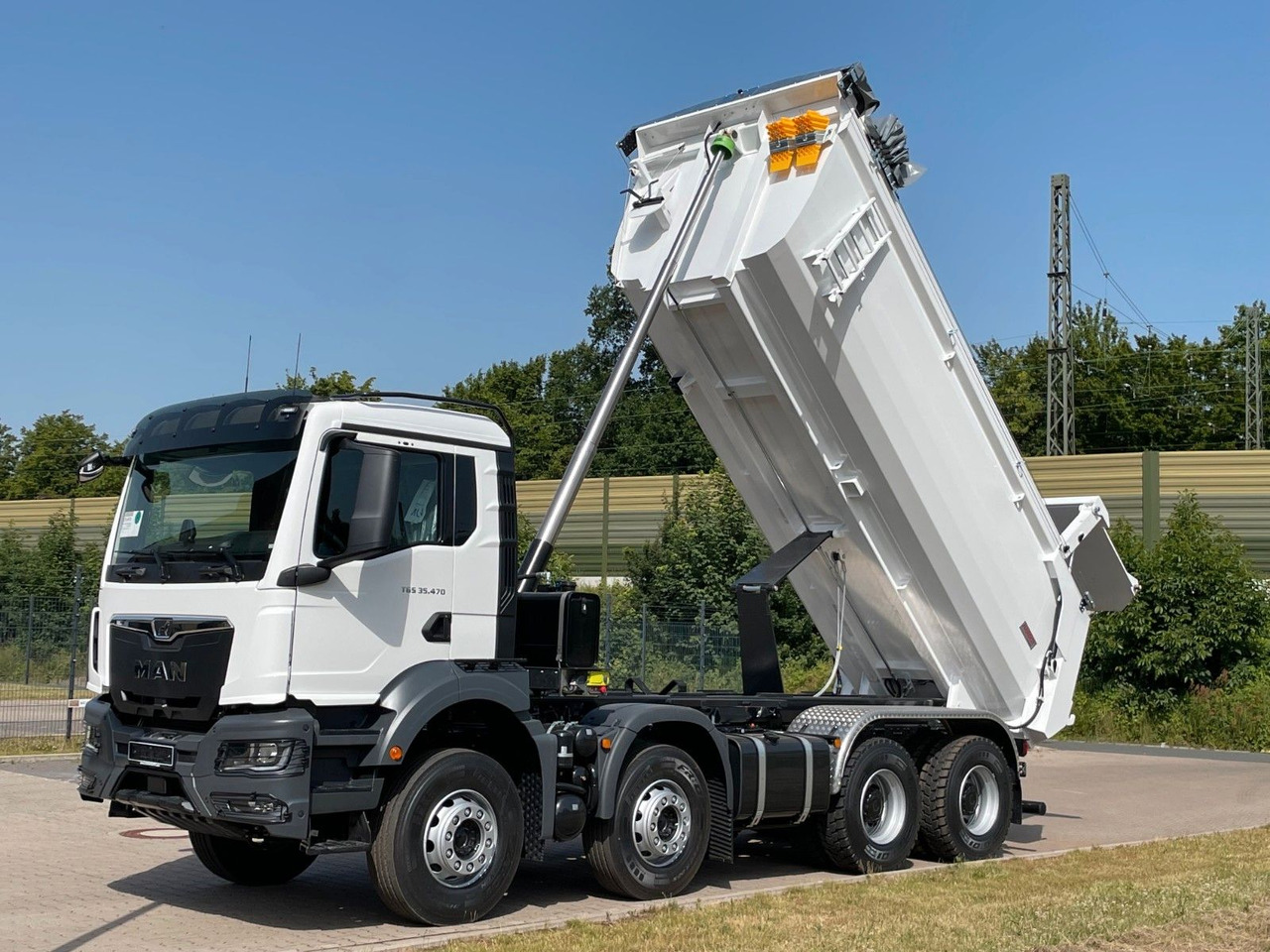 MAN TGS 41.480 8x4 /EuromixMTP /Hydraulische Klapp - شاحنة قلاب: صورة 1 MAN TGS 41.480 8x4 /EuromixMTP /Hydraulische Klapp - شاحنة قلاب: صورة 1
