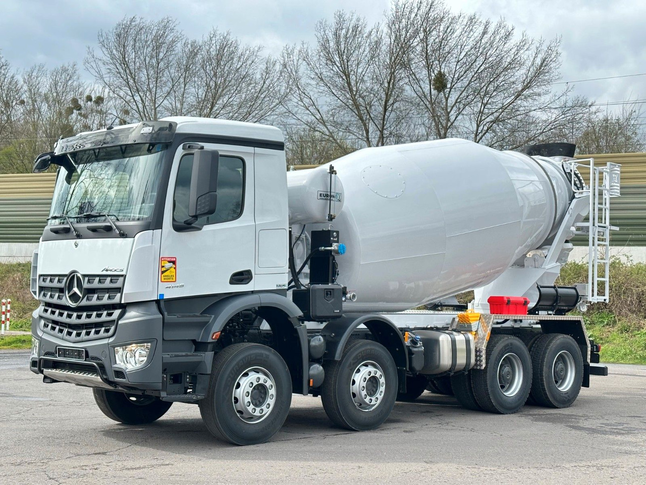 Mercedes-Benz 4145 8X4 EuromixMTP EM 10 Fahrmischer - شاحنة خلاطة خرسانة: صورة 1 Mercedes-Benz 4145 8X4 EuromixMTP EM 10 Fahrmischer - شاحنة خلاطة خرسانة: صورة 1