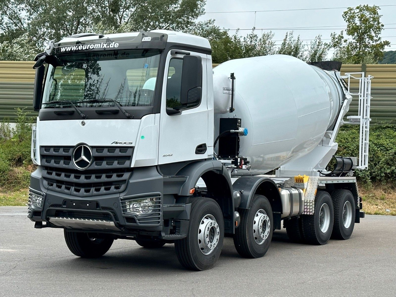Mercedes-Benz AROCS 5 4142 B 8X4 Euro 3 EuromixMTP EM 10 - شاحنة خلاطة خرسانة: صورة 2 Mercedes-Benz AROCS 5 4142 B 8X4 Euro 3 EuromixMTP EM 10 - شاحنة خلاطة خرسانة: صورة 2
