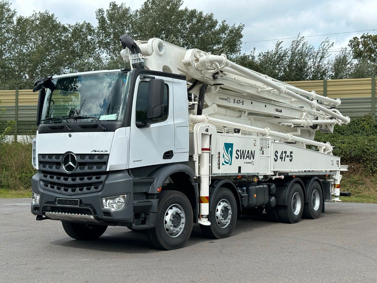 Mercedes-Benz Arocs 5 4142 8x4 SWAN TSP 47-5 160RZ ( 47m ) - مضخة خرسانة: صورة 3 Mercedes-Benz Arocs 5 4142 8x4 SWAN TSP 47-5 160RZ ( 47m ) - مضخة خرسانة: صورة 3