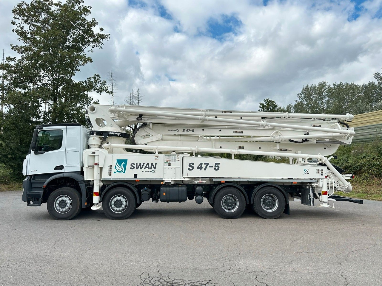 Mercedes-Benz Arocs 5 4142 8x4 SWAN TSP 47-5 160RZ ( 47m ) - مضخة خرسانة: صورة 4 Mercedes-Benz Arocs 5 4142 8x4 SWAN TSP 47-5 160RZ ( 47m ) - مضخة خرسانة: صورة 4