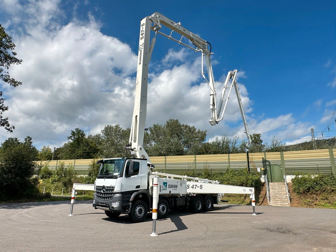 Mercedes-Benz Arocs 5 4142 8x4 SWAN TSP 47-5 160RZ ( 47m ) - مضخة خرسانة: صورة 1 Mercedes-Benz Arocs 5 4142 8x4 SWAN TSP 47-5 160RZ ( 47m ) - مضخة خرسانة: صورة 1