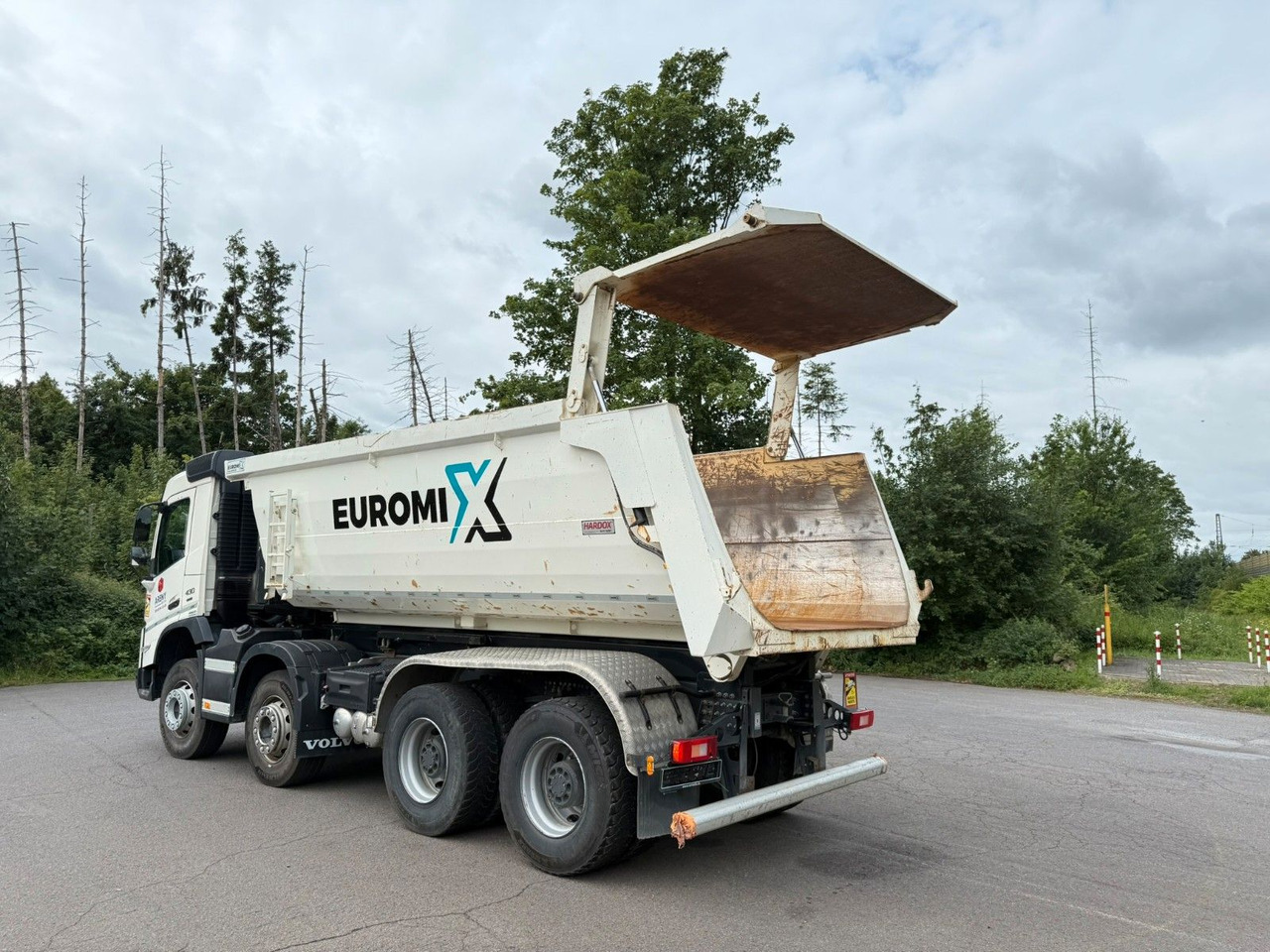 شاحنة قلاب Volvo FMX 430 8X4 EuromixMTP 16m³ Hydraulische Klappe: صورة 8