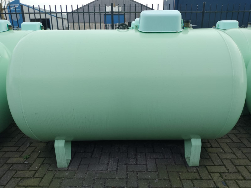 De Visser LPG GASTANK 2700 LITER Ø 1250 including tank fittings - خزان الوقود: صورة 1 De Visser LPG GASTANK 2700 LITER Ø 1250 including tank fittings - خزان الوقود: صورة 1