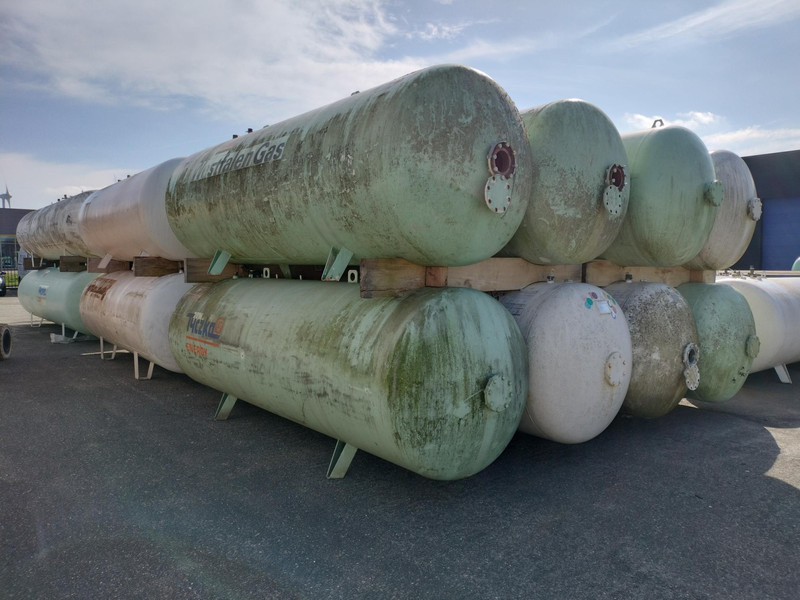 De Visser used 2700L & 4850L gastanks - Gas, Gaz, LPG, GPL, Propane, Butane tanks aboveground Used tanks - خزان الوقود: صورة 1 De Visser used 2700L & 4850L gastanks - Gas, Gaz, LPG, GPL, Propane, Butane tanks aboveground Used tanks - خزان الوقود: صورة 1