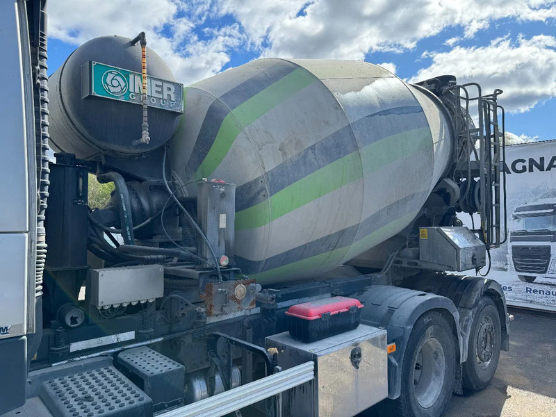 Volvo FM 370 6x2*4, 8m3 Mixer with Hyrdaulic slide, 2016 - شاحنة خلاطة خرسانة: صورة 4 Volvo FM 370 6x2*4, 8m3 Mixer with Hyrdaulic slide, 2016 - شاحنة خلاطة خرسانة: صورة 4