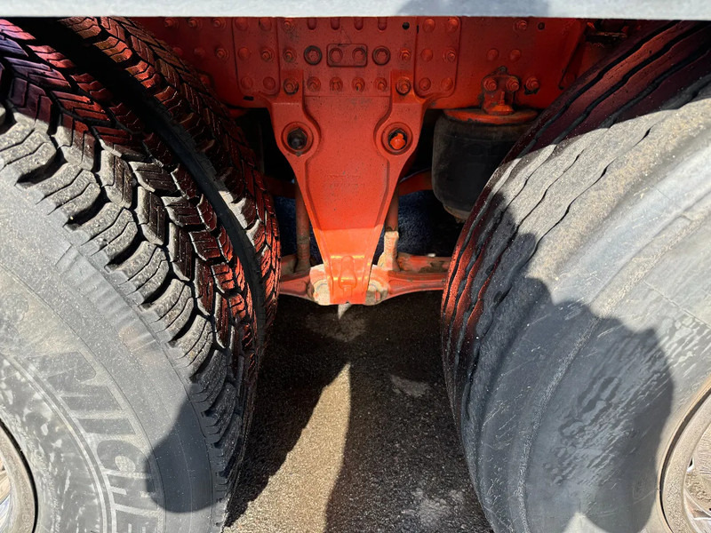 Volvo FMX 450 Combi Vacuum/Pressure 14m3 (1,5 + 12,5m3), 2017 - فراغ شاحنة: صورة 5 Volvo FMX 450 Combi Vacuum/Pressure 14m3 (1,5 + 12,5m3), 2017 - فراغ شاحنة: صورة 5