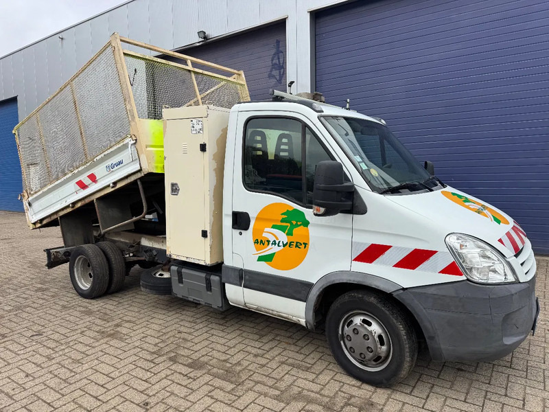 Iveco Daily **35C12-TIPPER-KIPPER** - قلاب صغير: صورة 1 Iveco Daily **35C12-TIPPER-KIPPER** - قلاب صغير: صورة 1