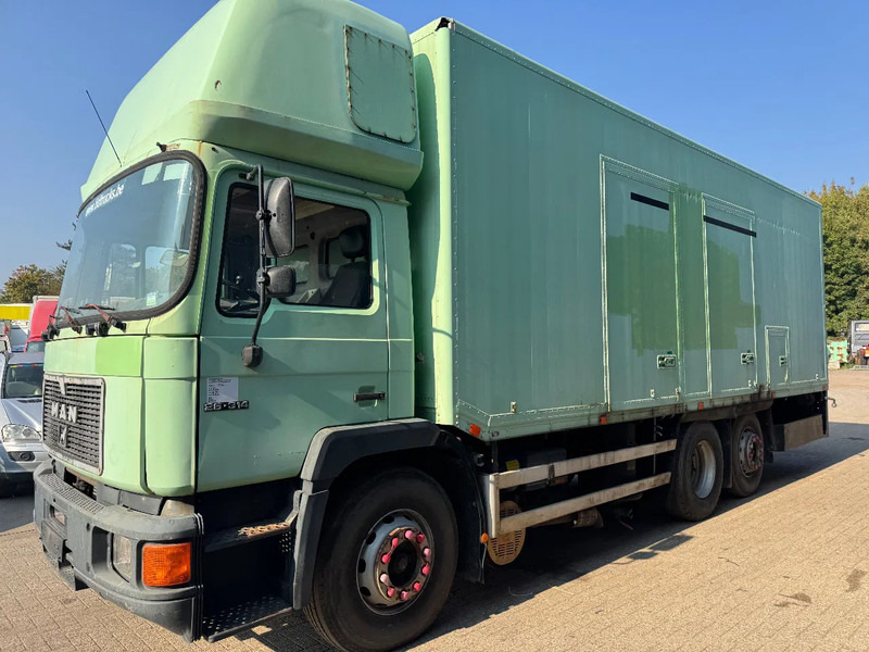 MAN 25.322 **BELGIAN TRUCK- - شاحنة صندوقية: صورة 1 MAN 25.322 **BELGIAN TRUCK- - شاحنة صندوقية: صورة 1