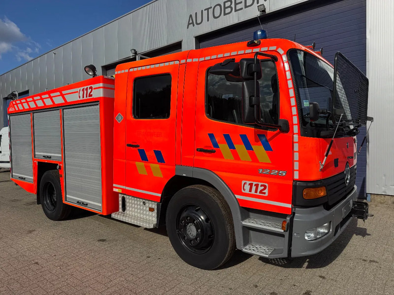 Mercedes-Benz Atego **ATEGO 1225-FIRETRUCK-WINCH** - شاحنة حريق: صورة 3 Mercedes-Benz Atego **ATEGO 1225-FIRETRUCK-WINCH** - شاحنة حريق: صورة 3