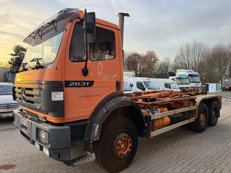 Mercedes-Benz SK 2631 **MANUAL GEARBOX-V6-BELGIAN TRUCK** - شاحنة برافعة خطافية: صورة 3 Mercedes-Benz SK 2631 **MANUAL GEARBOX-V6-BELGIAN TRUCK** - شاحنة برافعة خطافية: صورة 3