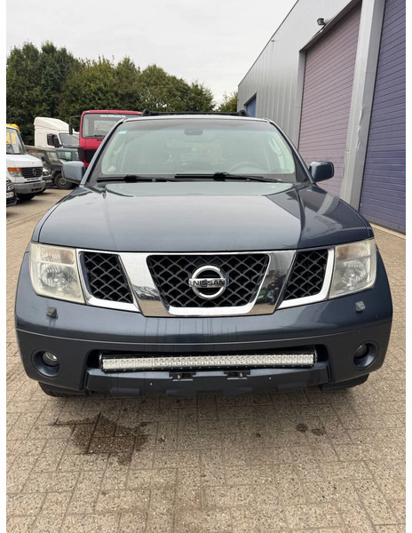 Nissan Pathfinder **2,5D-AIRCO-BELGIAN CAR** - سيارة: صورة 2 Nissan Pathfinder **2,5D-AIRCO-BELGIAN CAR** - سيارة: صورة 2