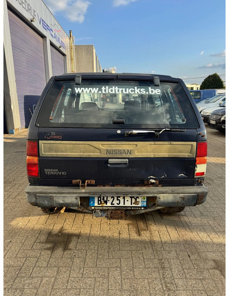 Nissan Terrano **4X4-DIESEL-LONG CHASSIS** - سيارة: صورة 5 Nissan Terrano **4X4-DIESEL-LONG CHASSIS** - سيارة: صورة 5