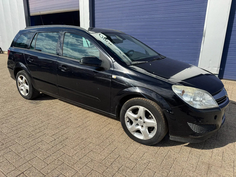 Opel Astra **1700CDTI-AIRCO-EURO 4** - سيارة: صورة 1 Opel Astra **1700CDTI-AIRCO-EURO 4** - سيارة: صورة 1