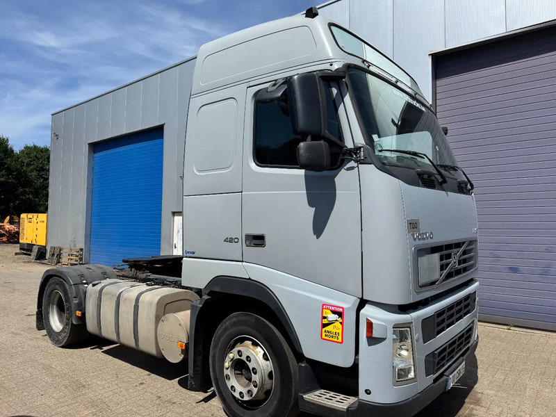 Volvo FH 12.420 **MANUAL GEARBOX-FRENCH TRUCK-GLOBE** - مقطورة السحب: صورة 3 Volvo FH 12.420 **MANUAL GEARBOX-FRENCH TRUCK-GLOBE** - مقطورة السحب: صورة 3