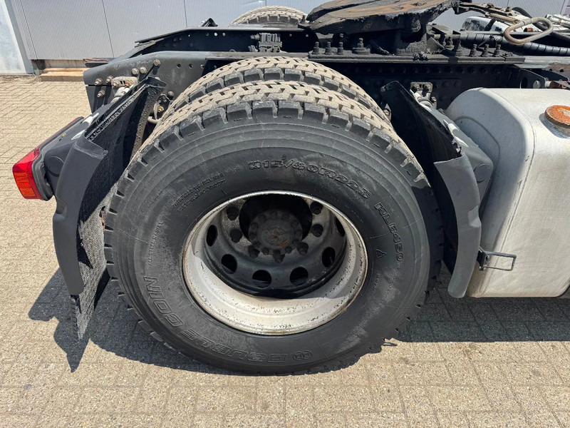 Volvo FM 300 **EURO 3-BELGIAN TRUCK-I SHIFT-PTO** - رأس تريلا: صورة 5 Volvo FM 300 **EURO 3-BELGIAN TRUCK-I SHIFT-PTO** - رأس تريلا: صورة 5