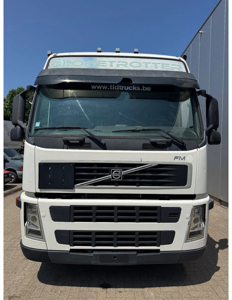 Volvo FM 300 **EURO 3-BELGIAN TRUCK-I SHIFT-PTO** - رأس تريلا: صورة 2 Volvo FM 300 **EURO 3-BELGIAN TRUCK-I SHIFT-PTO** - رأس تريلا: صورة 2