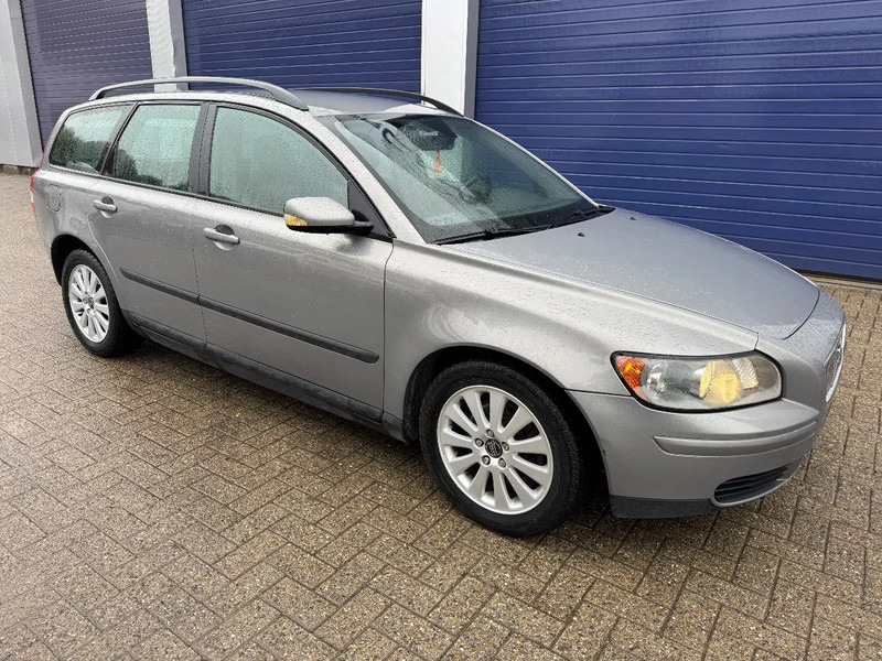 Volvo V50 **AIRCO-BELGIAN CAR** - سيارة: صورة 1 Volvo V50 **AIRCO-BELGIAN CAR** - سيارة: صورة 1
